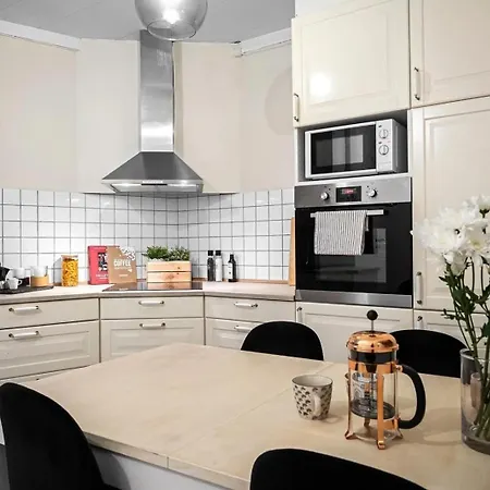Dinbnb L 250m From Citycenter L Fireplace L Sleeps 6 L 24i7 Check In * برغن