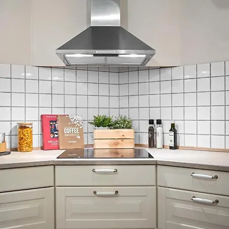 Dinbnb L 250m From Citycenter L Fireplace L Sleeps 6 L 24i7 Check In Leilighet