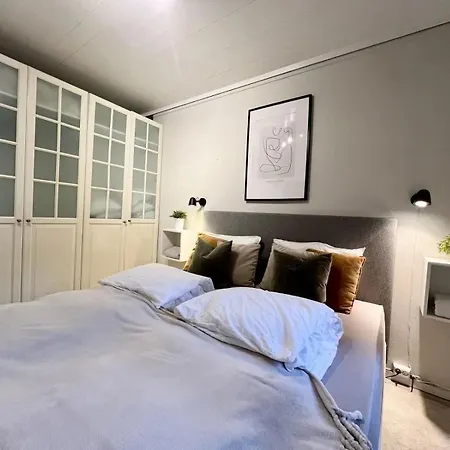Dinbnb L 250m From Citycenter L Fireplace L Sleeps 6 L 24i7 Check In شقة *