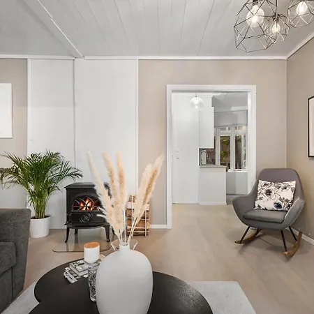 Dinbnb L 250m From Citycenter L Fireplace L Sleeps 6 L 24i7 Check In شقة برغن