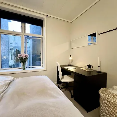 Dinbnb L 250m From Citycenter L Fireplace L Sleeps 6 L 24i7 Check In برغن