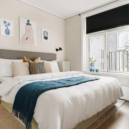 Apartament Dinbnb L 250m From Citycenter L Fireplace L Sleeps 6 L 24i7 Check In *